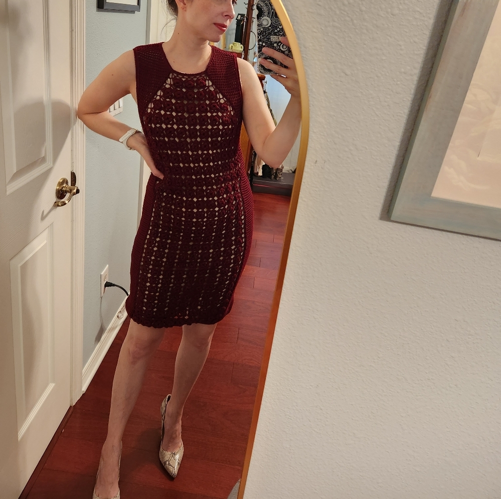 DVF Diane von Furstenberg burgundy knit dress XS